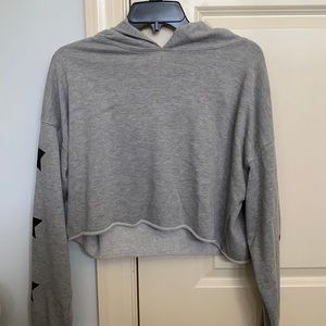cropped gray hoodie, size medium